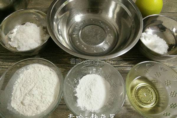 8寸戚风蛋糕的做法图解3