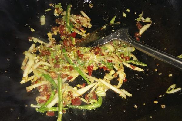 白菜蛋炒饭的做法图解7