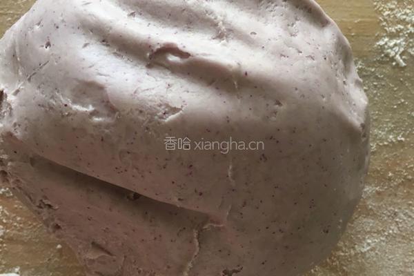 蔬菜汁手擀面的做法图解3