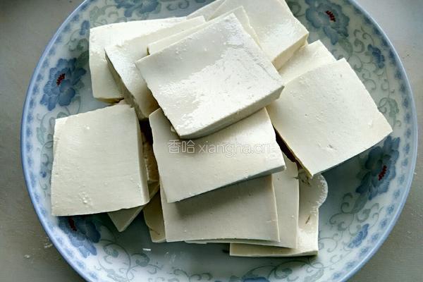 酸菜豆腐鱼头汤的做法图解2