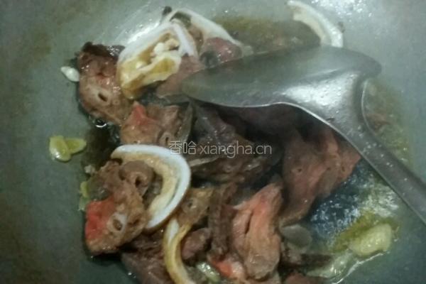 甜椒炒猪肺的做法图解5