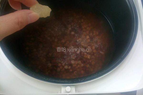 红豆薏米粥的做法图解4