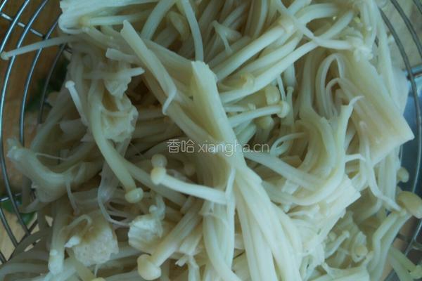 凉拌金针菇的做法图解4