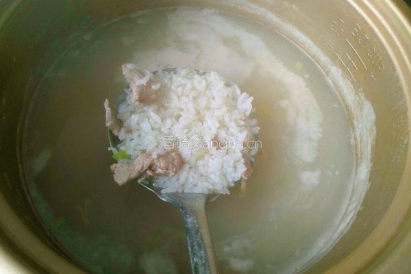 肉丝菠菜米粥的做法图解8