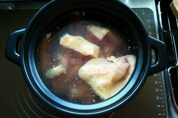 山药炖鸭汤的做法图解3