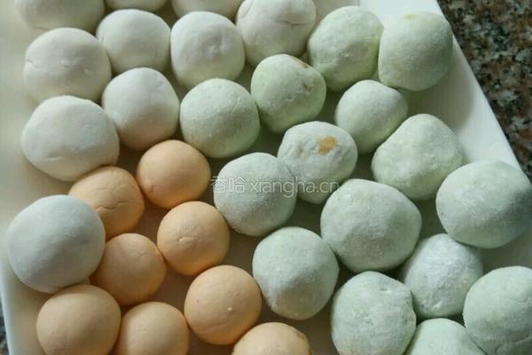 蔬菜汤圆的做法图解3