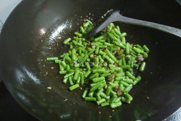 家常炒豆角的做法图解9