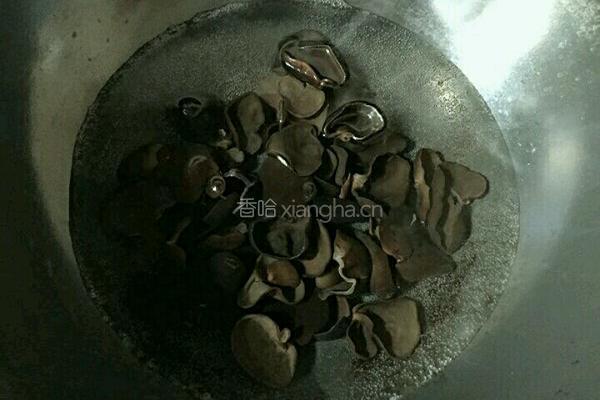 木耳小炒的做法图解4