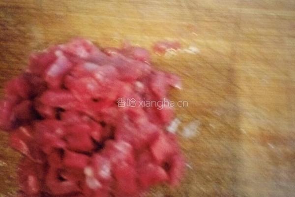 牛肉丸鸡汤的做法图解1