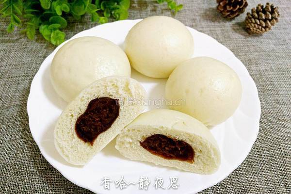 豆沙馅包子的做法图解1
