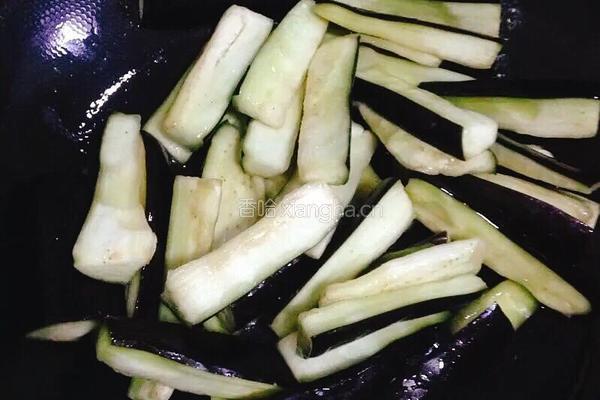 肉末炒茄子的做法图解4