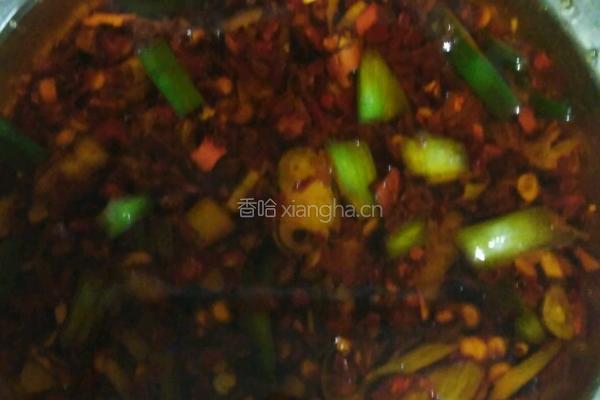 凉拌绿豆芽的做法图解2