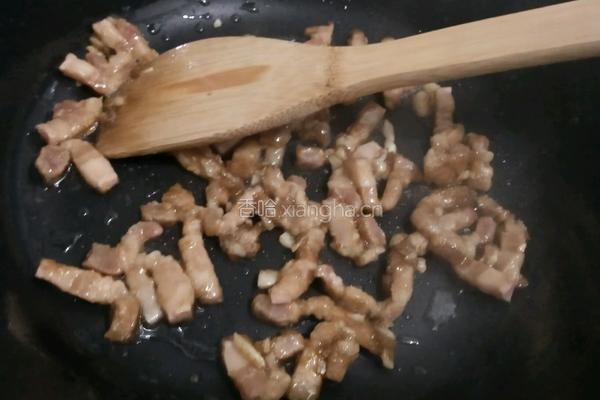 蒜香黄丝炒肉的做法图解6