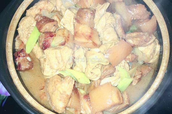 五花肉烧油豆腐的做法图解5