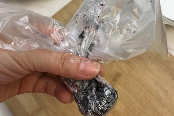 梅子酱黑米丸子的做法图解7