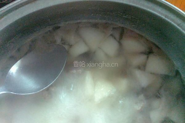 贡梨排骨汤的做法图解7