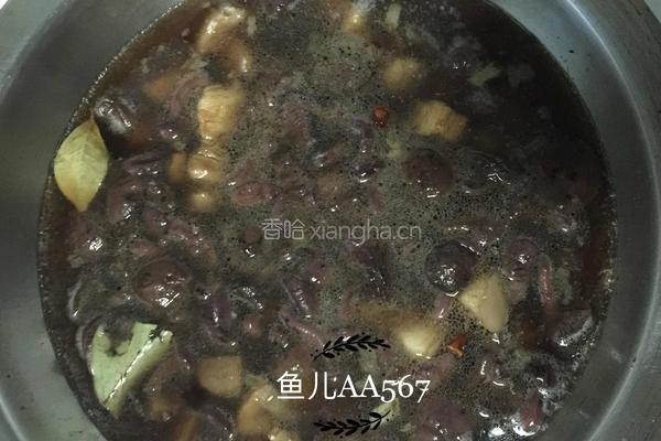猪肉炖松伞蘑的做法图解9