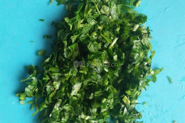 香菜拌双蛋的做法图解3