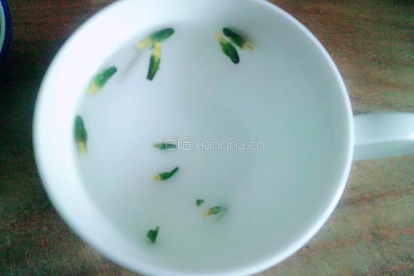 莲心蜂蜜茶的做法图解2