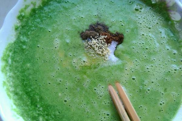 菜汁鸡蛋饼的做法图解5