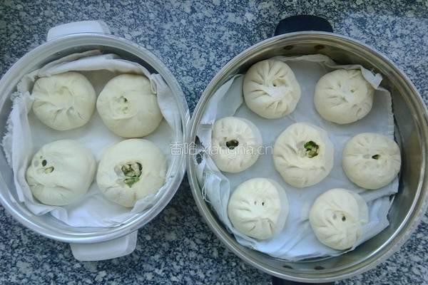 芹菜豆干包子的做法图解12