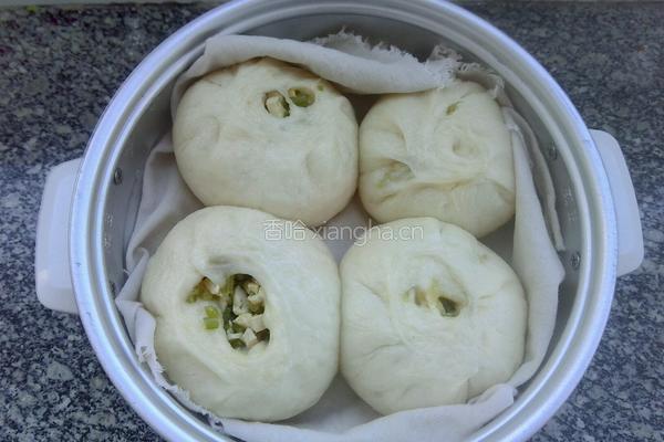 芹菜豆干包子的做法图解13