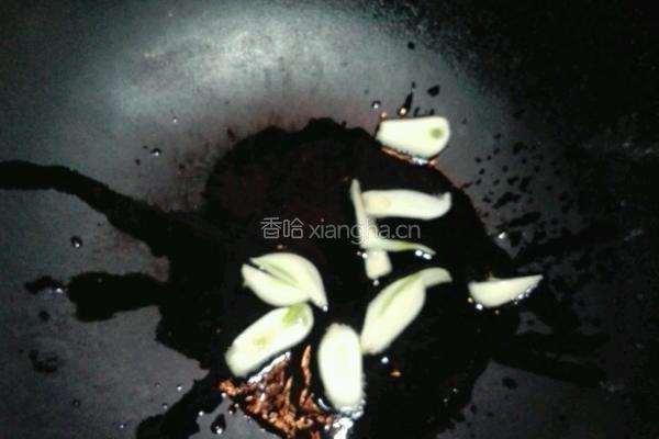 鸡腿菇烧腊肠的做法图解5