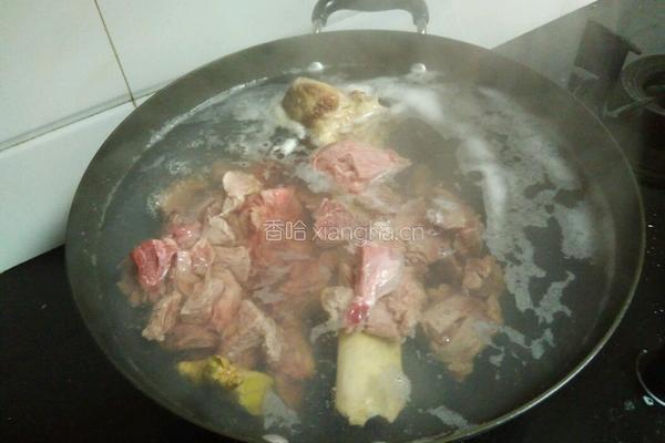 棒骨牛肉汤的做法图解3