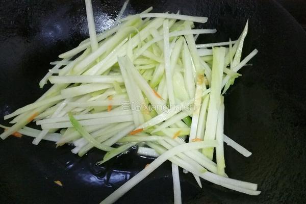 素炒佛手瓜的做法图解7