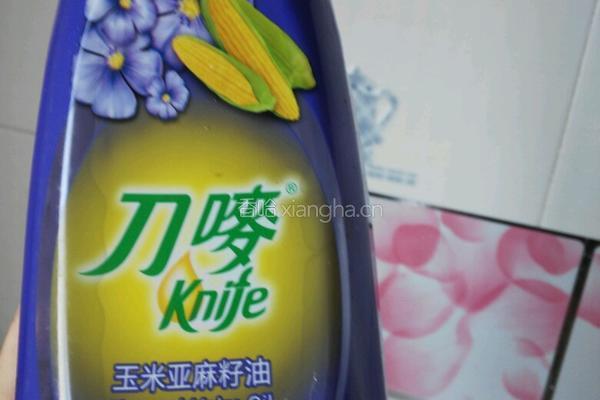 韭菜炒冬笋肉丝的做法图解4