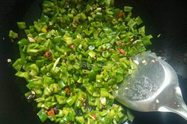 豆豉炒青椒的做法图解6