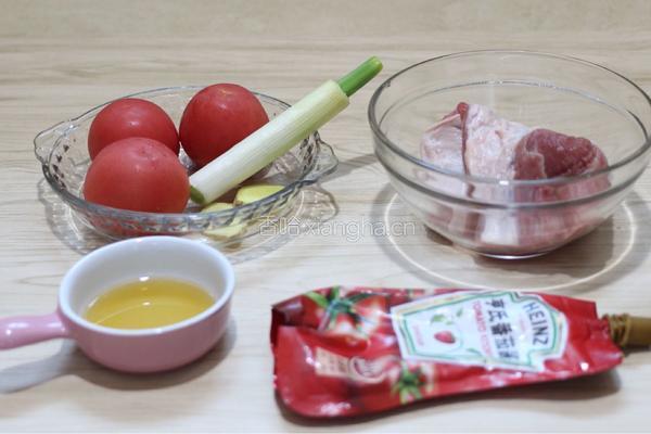 番茄牛腩汤的做法图解1