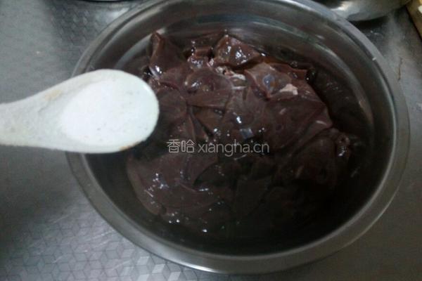 泡菜炒猪肝的做法图解3