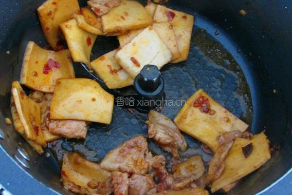 千叶豆腐小炒肉的做法图解5
