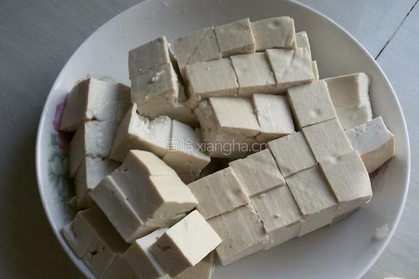 麻辣豆腐的做法图解1