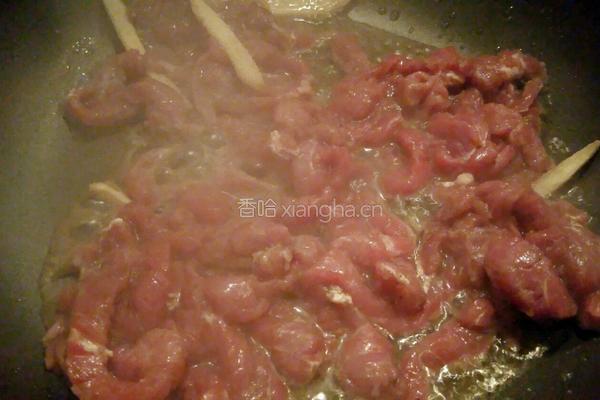 萝卜丝炒牛肉丝的做法图解2