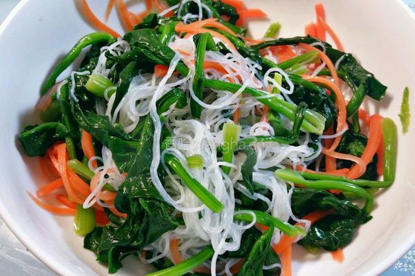 芝麻酱拌菠菜粉丝的做法图解3