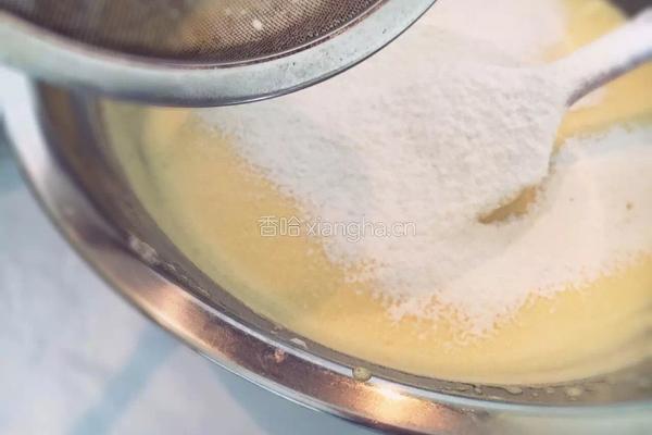 蔓越梅蛋糕卷的做法图解7