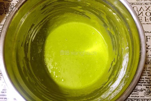 菠菜汁戚风蛋糕-八寸的做法图解5