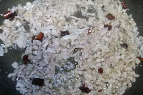 大头菜炒肉的做法图解7