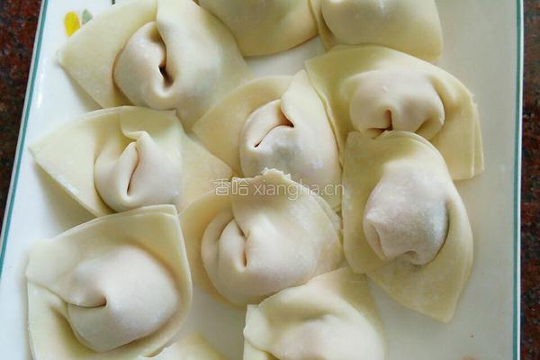 香菇肉馅馄饨的做法图解7