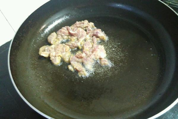 腐竹炒肉片的做法图解6
