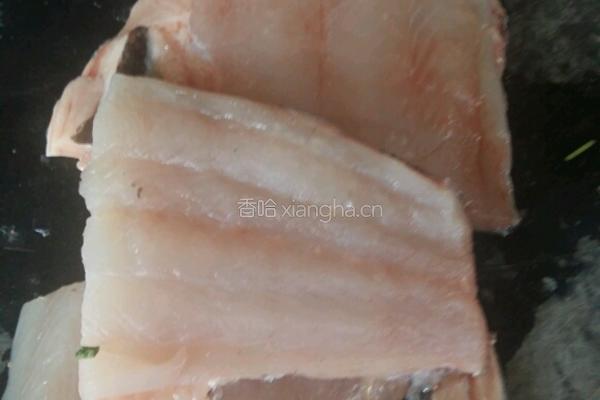 微辣糖醋鱼片的做法图解1