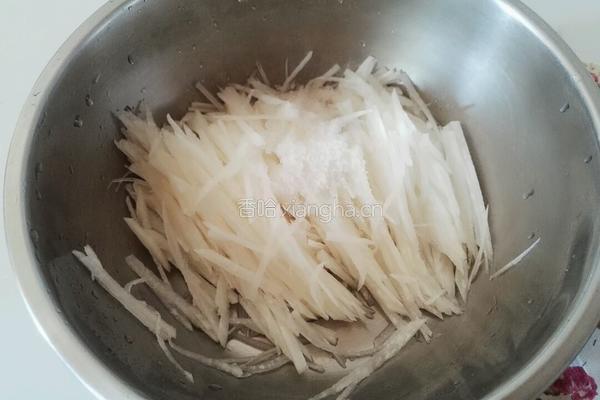 酸辣萝卜丝的做法图解5