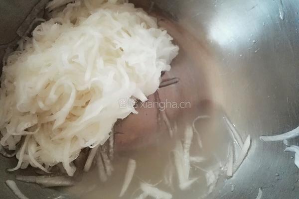 酸辣萝卜丝的做法图解6
