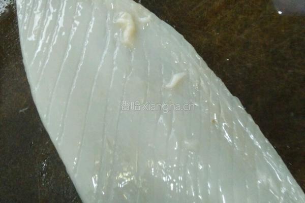 鲜鱿炒芹菜的做法图解6