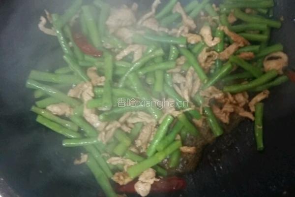 豇豆炒肉丝的做法图解4