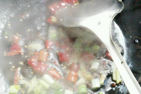 麻辣鸭血豆腐的做法图解7
