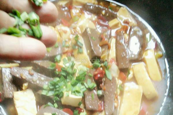 麻辣鸭血豆腐的做法图解13
