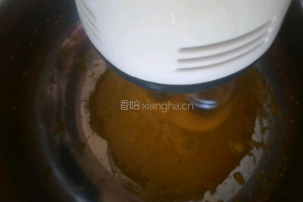 5寸黑芝麻戚风蛋糕的做法图解5